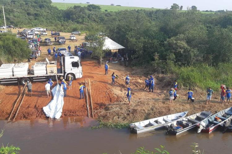 Soltura de peixes em Xambrê