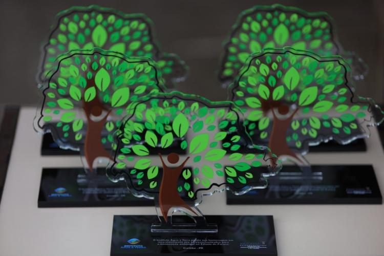 plaquinhas PR Mais Verde