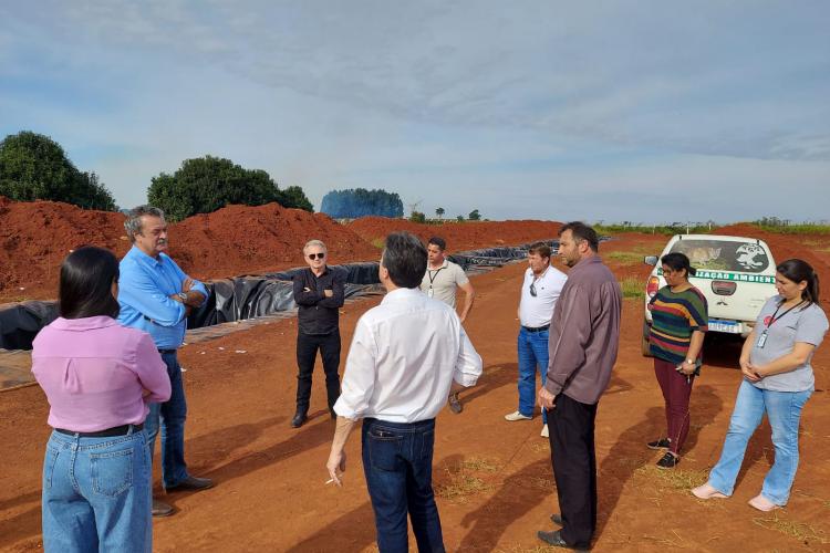 Com Parques Urbanos, 60 municípios do Paraná evitam problemas com erosão - Nesta semana, o secretário Everton Souza acompanhou o andamento das obras nas cidades de Arapongas - foto -, (Norte) e Boa Ventura do São Roque (Centro-Oeste) - curitiba, 27/05/2022