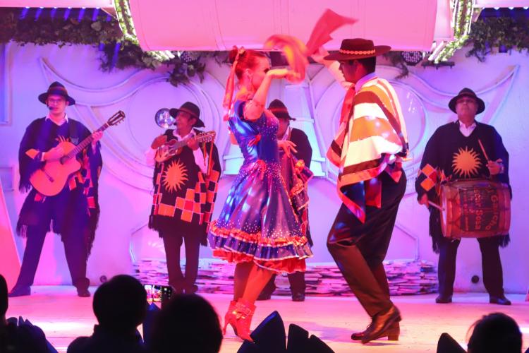 Com segundo melhor desempenho do País, turismo no Paraná cresceu 7,4 em abril, aponta IBGE.