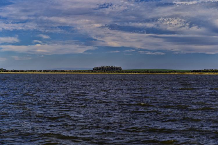 Bacias Hidrográficas