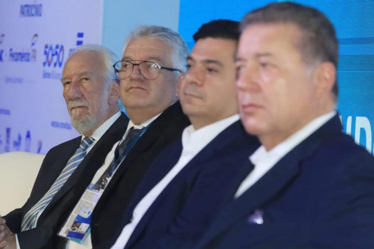 Atrativos turísticos do Paraná são destaque de feira internacional em Foz do Iguaçu