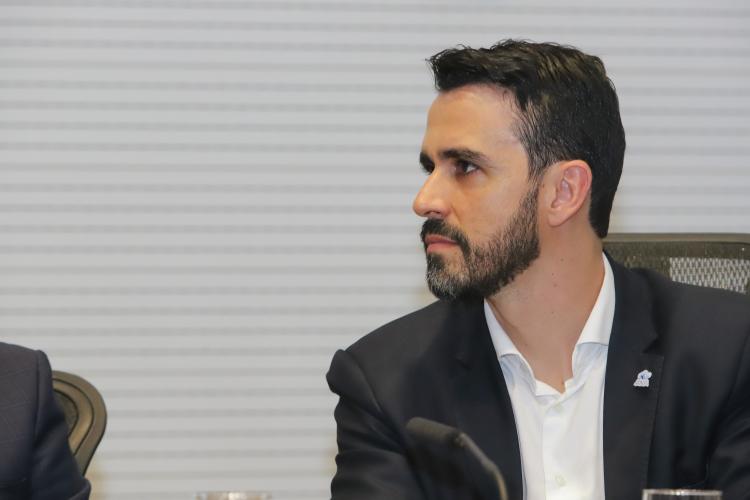 O governador Carlos Massa Ratinho Junior e o ministro da Integração e do Desenvolvimento Regional, Waldez Góes, assinaram nesta segunda-feira (18) a adesão do Paraná ao Pacto pela Governança da Água, que é gerenciado pela Agência Nacional de Águas e Saneamento Básico (ANA).