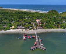 Liberação de licenças de serviço de coleta e tratamento de esgoto na Ilha do Mel entra na reta final