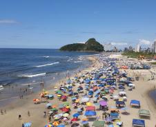 Ações de conscientização ambiental no Verão Maior Paraná impactaram 30 mil famílias