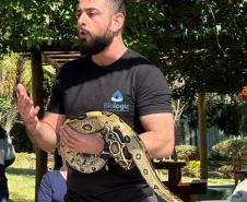 IAT capacita técnicos ambientais para o manejo correto de serpentes
