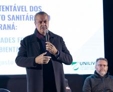 Começou nesta terça-feira (27/8), em Curitiba, o maior evento do ano para integração e disseminação de conhecimento entre técnicos da  Companhia de Saneamento do Paraná (Sanepar) e do Instituto Água e Terra (IAT).  Na foto, o secretário de Estado de Desenvolvimento Sustentável, Everton Souza