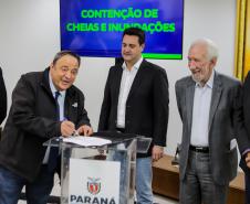 Curitiba, 02-09-24 - Governador Carlos Massa Ratinho Junior assina a contratação de estudos para a contenção de cheias e inundações para a região de União da Vitória.