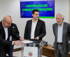 Curitiba, 02-09-24 - Governador Carlos Massa Ratinho Junior assina a contratação de estudos para a contenção de cheias e inundações para a região de União da Vitória.