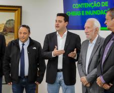 Curitiba, 02-09-24 - Governador Carlos Massa Ratinho Junior assina a contratação de estudos para a contenção de cheias e inundações para a região de União da Vitória.