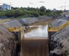 Francisco Beltrão, 13 de dezembro de 2024 - O governador Carlos Massa Ratinho Jr., inaugura obra de condenção de cheias e anuncia melhorias.