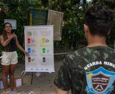 Ilha do Mel, 29 de janeiro de 2025 - Conscientização sobre ecossistemas na Ilha do Mel.