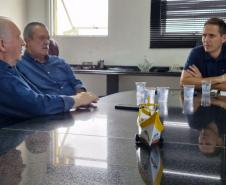 Governo do Estado confirmou, em reunião na prefeitura de Pontal do Paraná, o investimento de R$ 14 milhões no desassoreamento de rios e canais no Litoral.