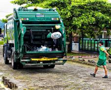 IAT reforçou o trabalho de coleta de resíduos sólidos nos sete municípios do Litoral do Paraná.