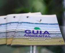 Estado distribui no Paraná Mais Cidades cartilhas de como tonar um município sustentável