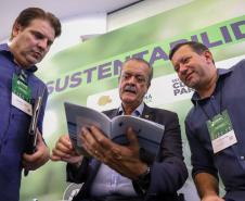Estado distribui no Paraná Mais Cidades cartilhas de como tonar um município sustentável
