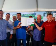 O governador Carlos Massa Ratinho Junior sancionou a lei que estabelece o novo marco regulatório da Ilha do Mel, um dos principais destinos turísticos do Paraná.
