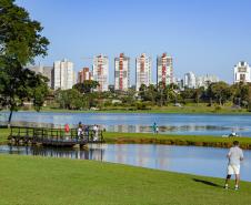 Após duas semanas de verão intenso, frente fria chega ao Paraná na segunda-feira