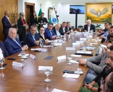Novo marco regulatório da Ilha do Mel avança com instituição de comitê gestor