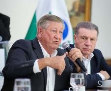 Novo marco regulatório da Ilha do Mel avança com instituição de comitê gestor