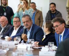Novo marco regulatório da Ilha do Mel avança com instituição de comitê gestor