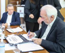 Novo marco regulatório da Ilha do Mel avança com instituição de comitê gestor