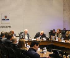 Paraná apresenta potenciais agroindustriais à gigante da irrigação da Arábia Saudita