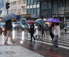 Frio se junta à chuva nesta semana no Paraná, prevê Simepar