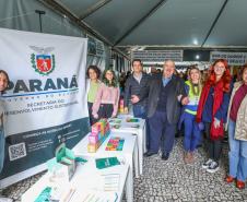 Secretário Rafael Greca visita feira em Curitiba e reforça compromisso do Estado com a reciclagem