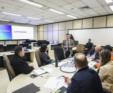 Greca participa de reunião do Conselho do Simepar e destaca excelência técnica do órgão