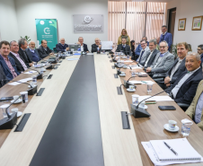 Governo do Paraná apresenta investimentos em monitoramento climático ao Sistema Ocepar