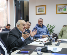 Governo do Paraná apresenta investimentos em monitoramento climático ao Sistema Ocepar