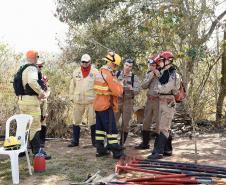 IAT promove restauração ambiental do Parque do Cerrado por meio da queima controlada