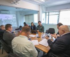 Paraná apresenta ações de sustentabilidade e rastreabilidade em reunião com embaixador do Brasil na União Europeia