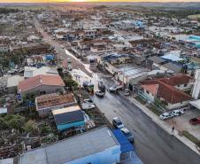 Caminhões hidrojatos ajudam na limpeza de Rio Bonito do Iguaçu