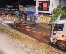 Caminhões hidrojatos ajudam na limpeza de Rio Bonito do Iguaçu