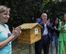 MON recebe três casas de abelhas nativas sem ferrão do Projeto Poliniza Paraná
