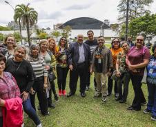 MON recebe três casas de abelhas nativas sem ferrão do Projeto Poliniza Paraná