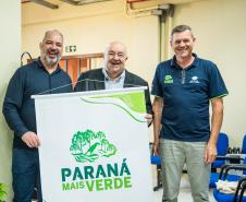 Instituto Água e Terra entregou nesta quinta-feira dez Planos de Manejo para as Unidades de Conservação (UCs). Nesta sexta-feira (12) será feito o repasse de 19 caminhonetes Ford Ranger