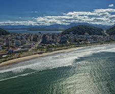 O Litoral do Paraná alcançou R$ 1,6 bilhão em investimentos públicos e privados ao longo de 2025, 246% superior ao movimentado em 2024.