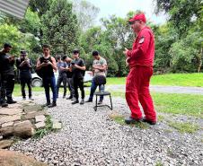 Ação de educação ambiental para prevenir acidente nas montanhas do Parque Estadual Pico Paraná impactou 300 pessoas durante o Carnaval