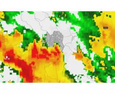 Curitiba registrou volumes extremos de chuva entre fim da tarde e começo da noite de terça-feira