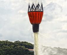 Centro de Operações Aéreas do IAT capacita pilotos para combate a incêndios
