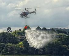 Centro de Operações Aéreas do IAT capacita pilotos para combate a incêndios