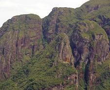 Montanhismo cresce 93,7% nas Unidades de Conservação do Paraná em cinco anos