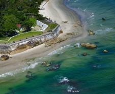 Shows do Verão Maior na Ilha do Mel terão embarques de ida e volta em horário estendido