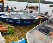 Mutirão recolhe 136 quilos de lixo do lago do Baixo Iguaçu, em Capitão Leônidas Marques