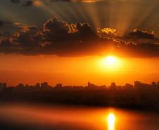 Março foi mais quente e menos chuvoso do que a média histórica, aponta Simepar 