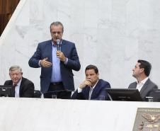 Governador participa da entrega do título de Cidadão Benemérito a José Luiz Scroccaro