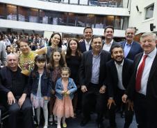 Governador participa da entrega do título de Cidadão Benemérito a José Luiz Scroccaro